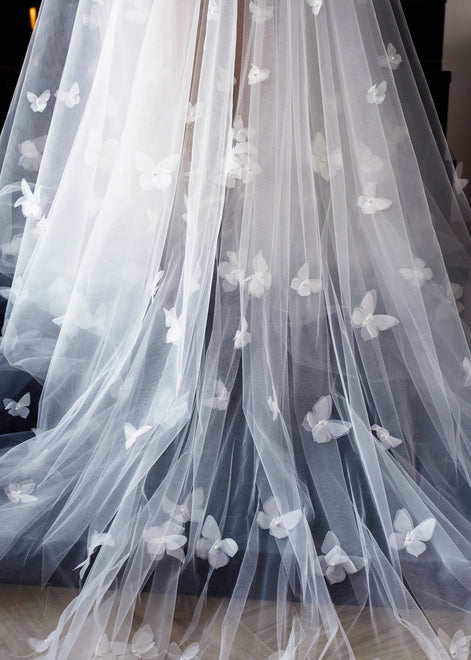 ADELLE весільна сукня-пеньюар з 3D метеликами