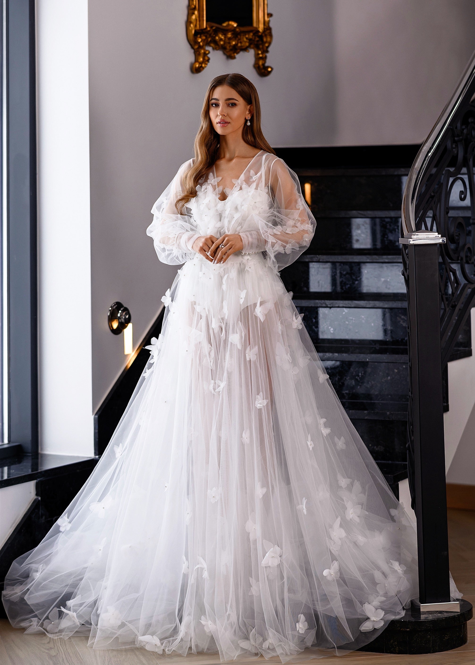 ADELLE весільна сукня-пеньюар з 3D метеликами