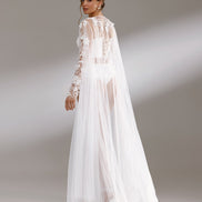 BLOSSOM легкий пеньюар  з квітковими аплікаціями