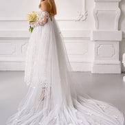 CELINE тюлева накидка з 3D квітами та знімними рукавичками