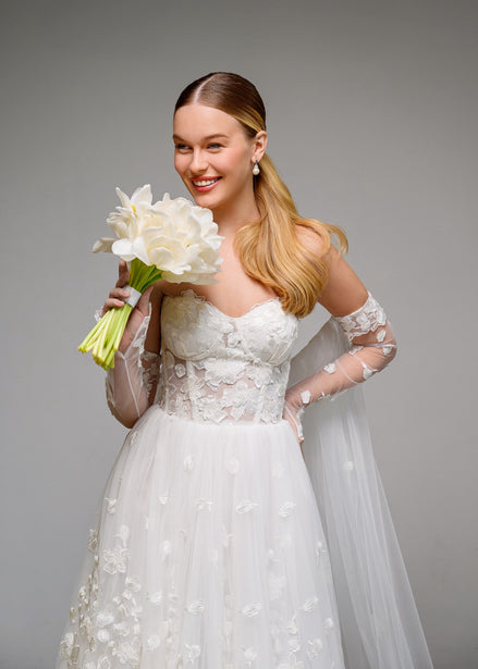 CELINE тюлева накидка з 3D квітами та знімними рукавичками