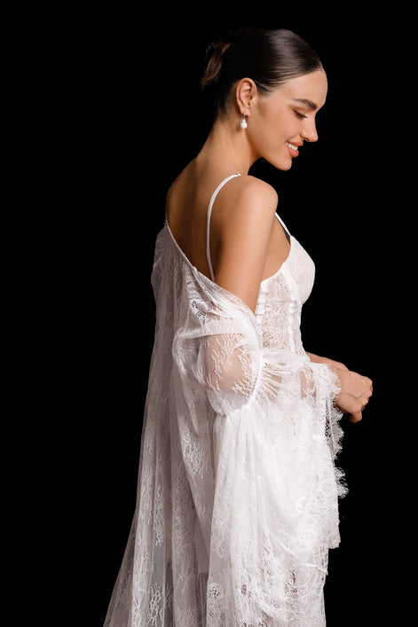 LAVINA Chantilly lace dress