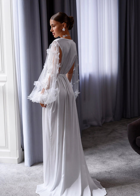 Весільний халат LINDA кольору слонової кістки з метеликами та перлами