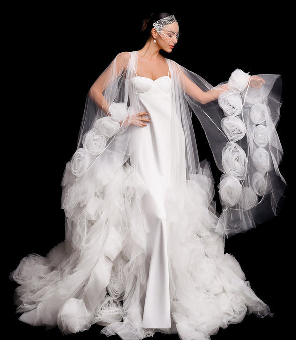  LUCY халат з об'ємними трояндами 