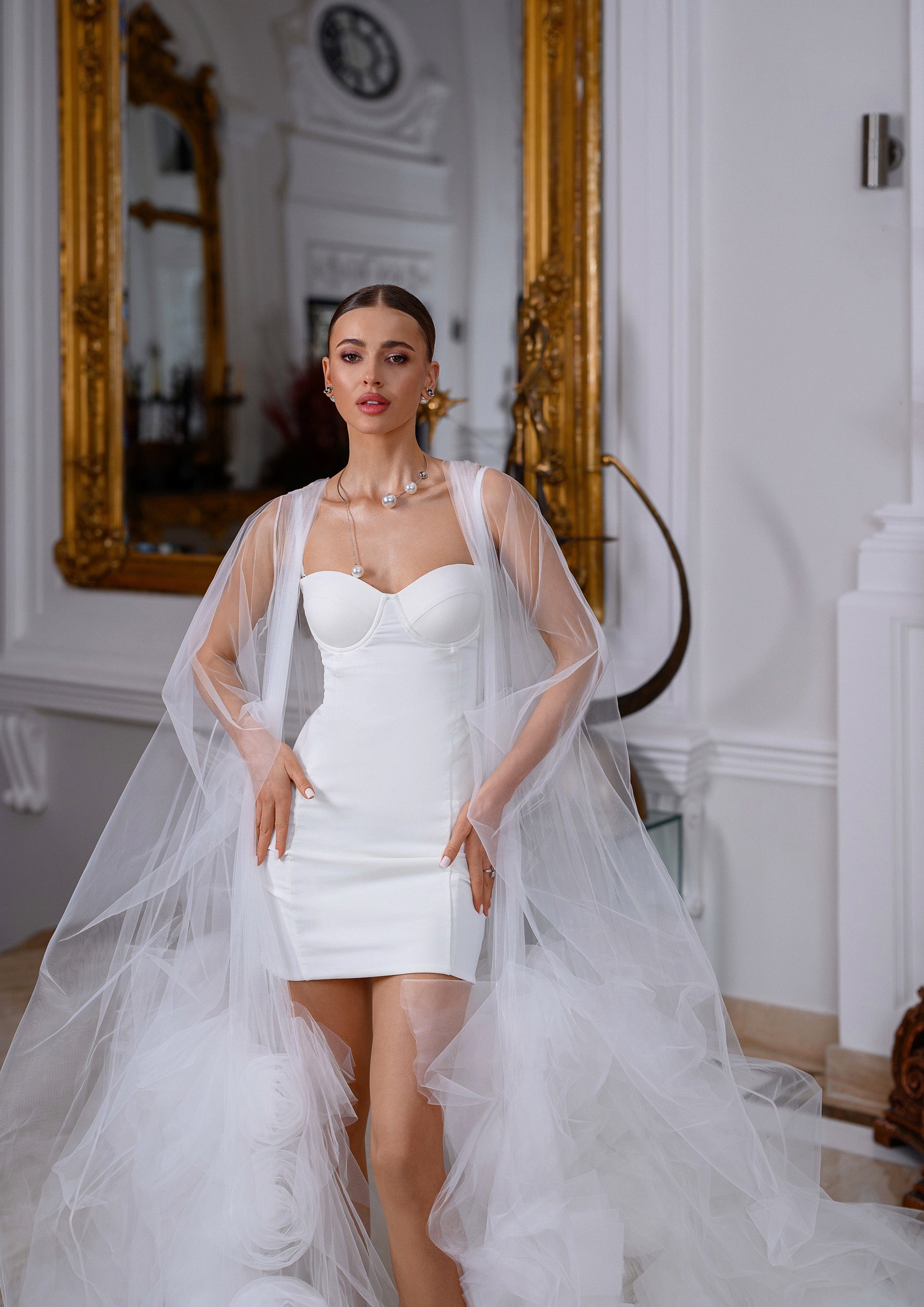  LUCY халат з об'ємними трояндами 