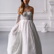 MARTINA MIDI з французького мережива шантильї з корсетом та чокером