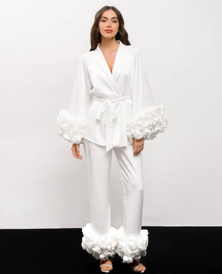 MEGANE WHITE комплект піжами з об'ємними квітами 