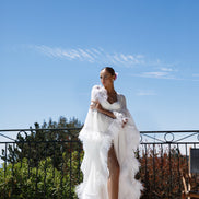 MONICA весільний халат з пір'ям