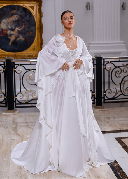 NAOMY довгий  весільний халат зі шлейфом та квіткою з органзи