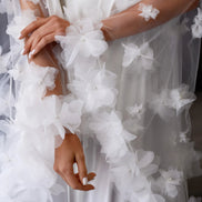 VIOLA шовковий весільний халат з об'ємними квітами